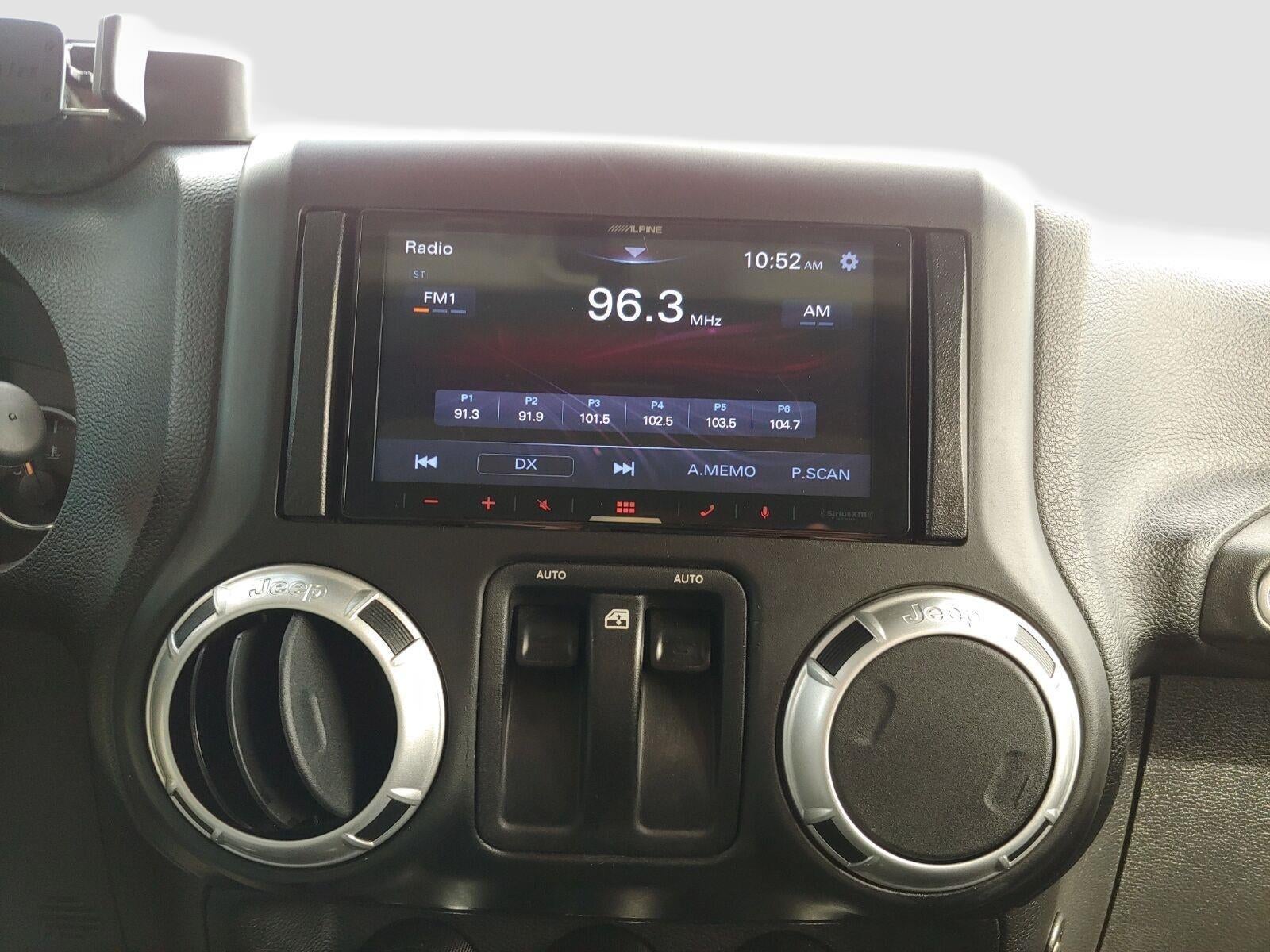 2013 Jeep Wrangler Sahara