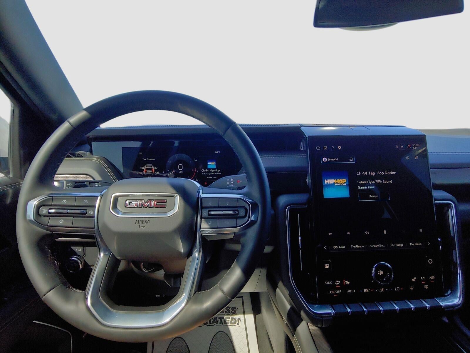 2025 GMC Yukon Elevation