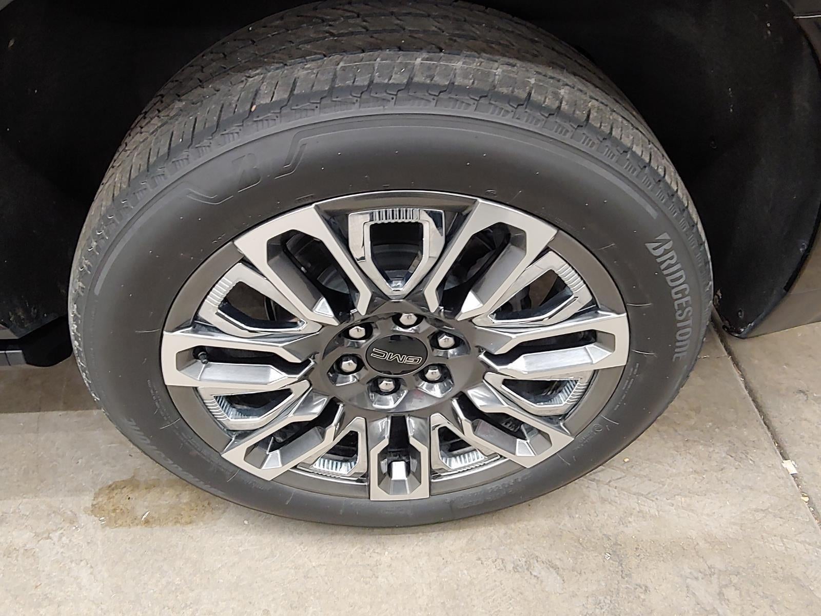 2024 GMC Yukon Denali Ultimate