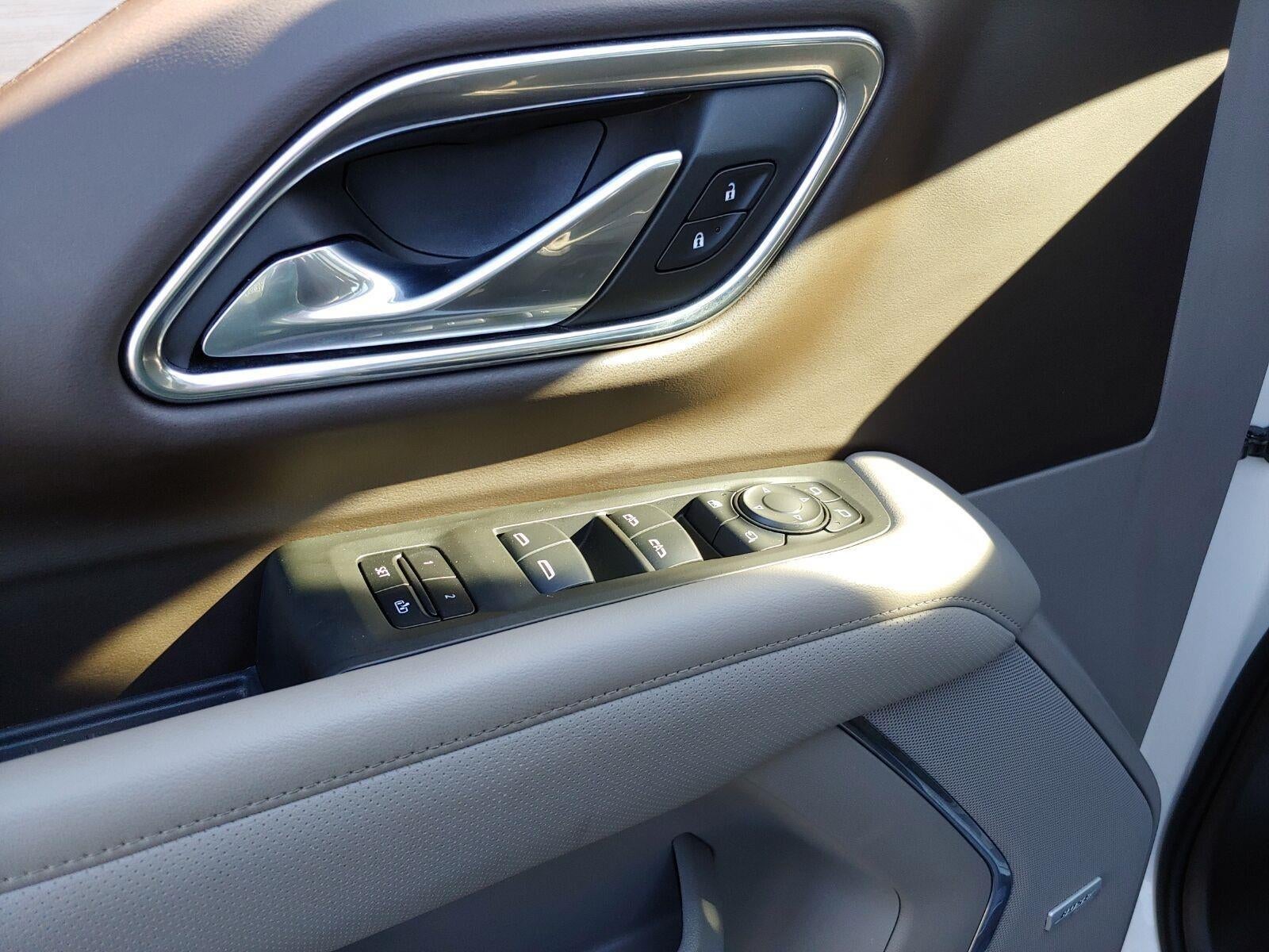 2022 GMC Yukon XL SLT