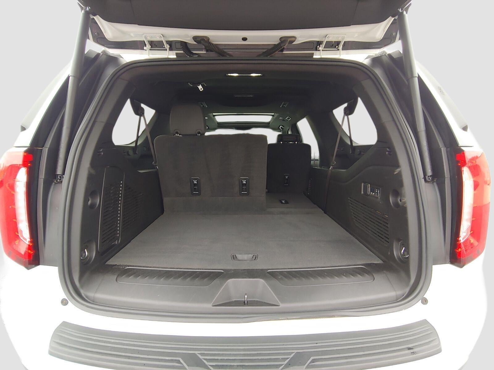 2024 GMC Yukon XL SLT