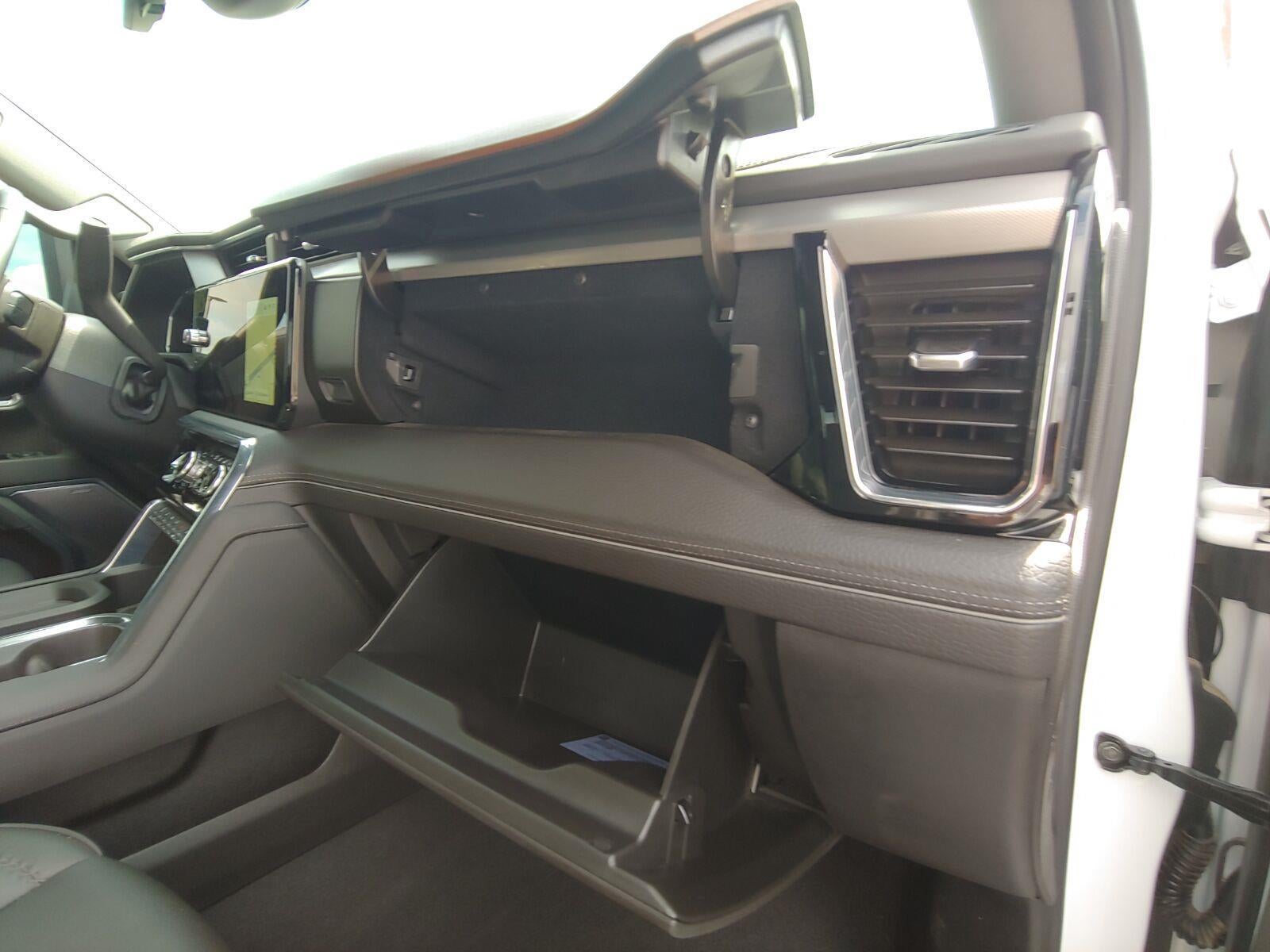 2025 GMC Sierra 3500 HD Denali