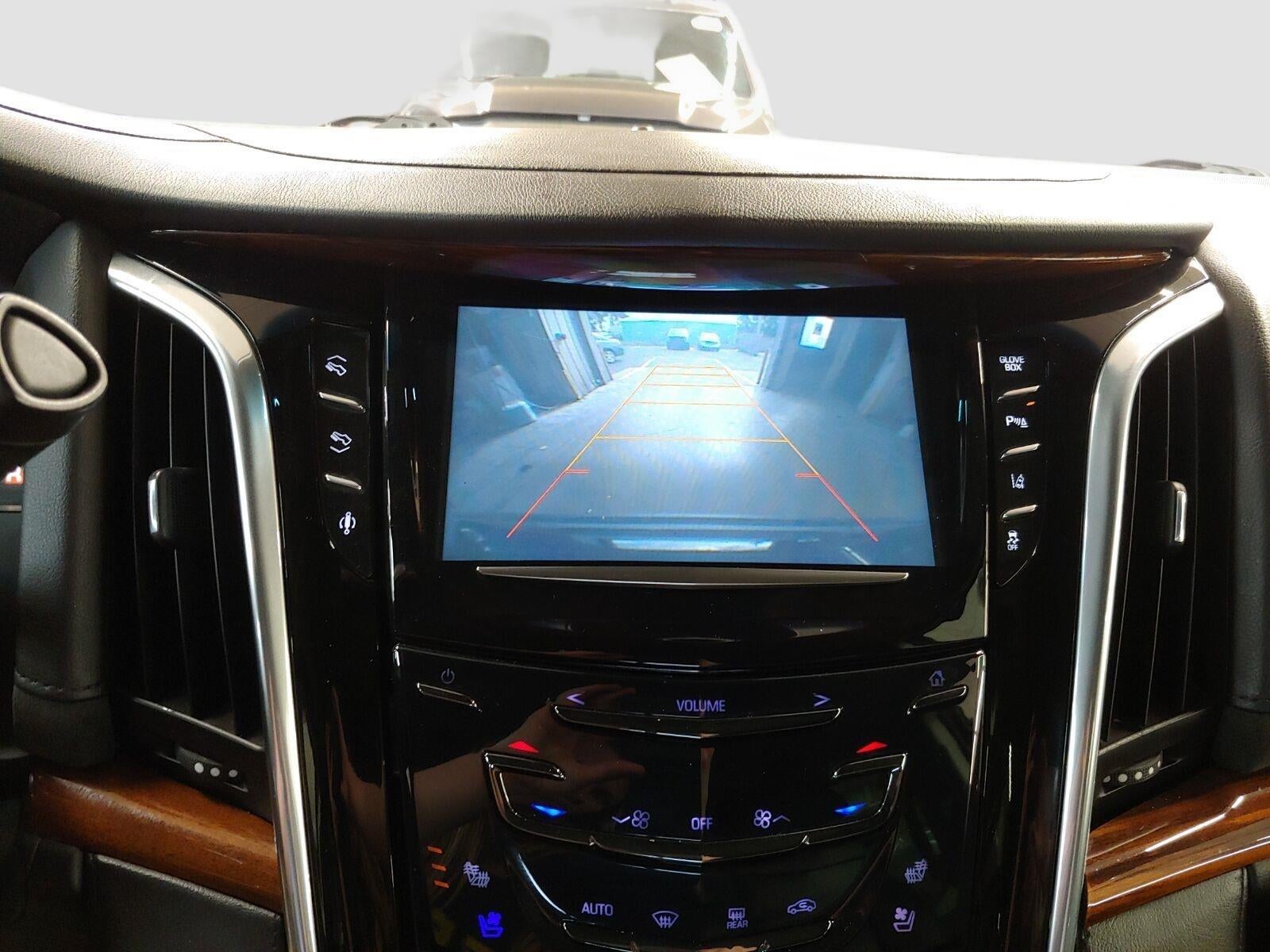 2015 Cadillac Escalade Luxury