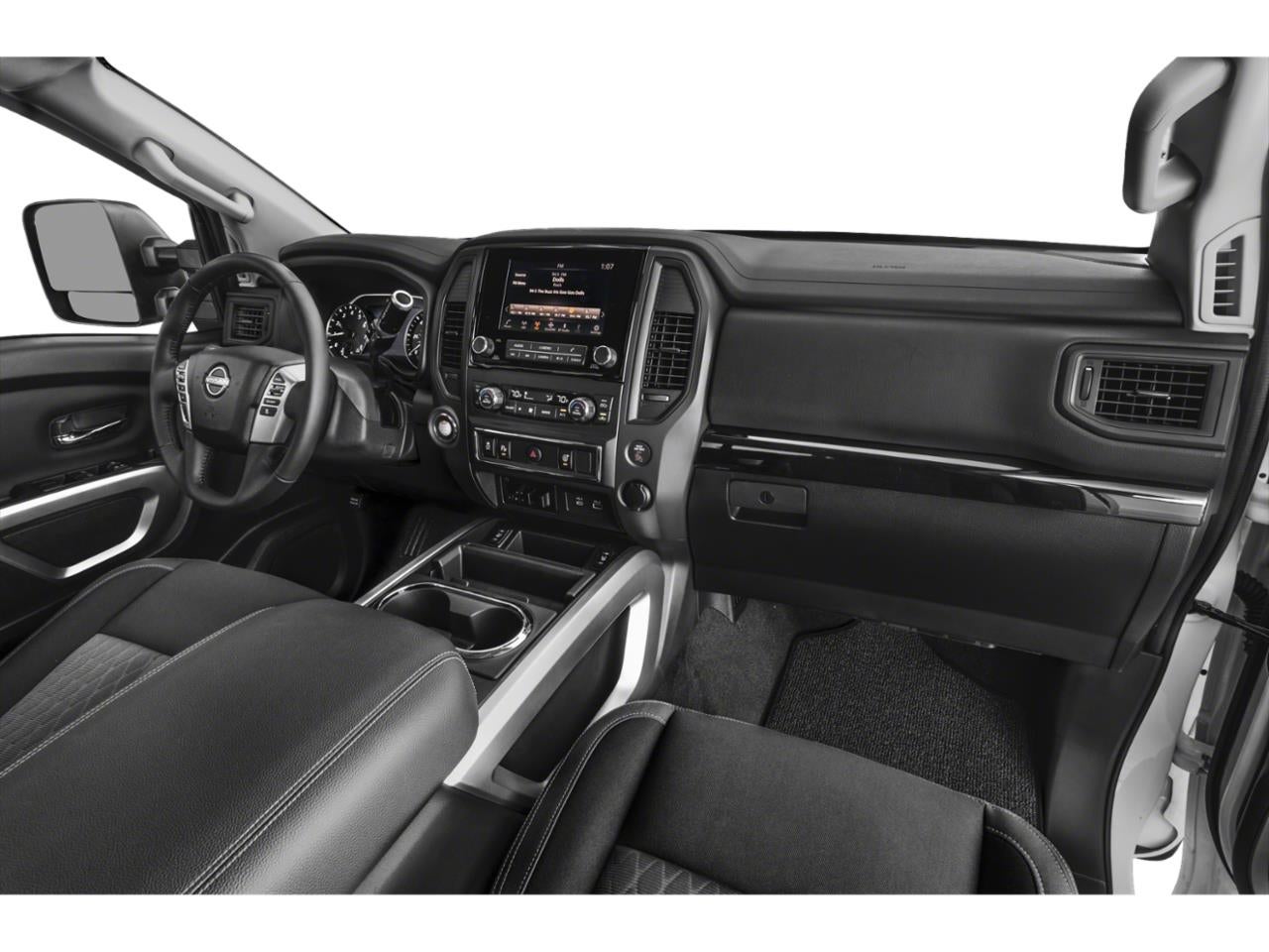 2023 Nissan Titan SV