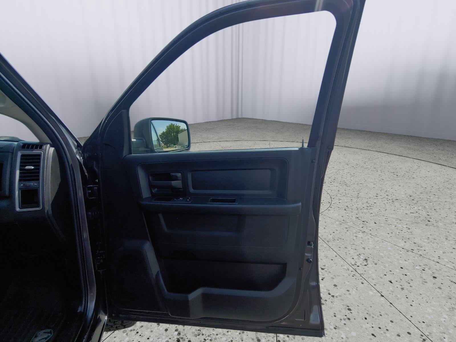 2021 RAM 1500 Classic Tradesman