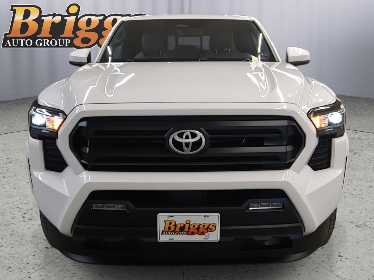 2024 Toyota Tacoma 4WD SR5