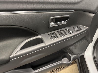 2024 Mitsubishi Outlander Sport S