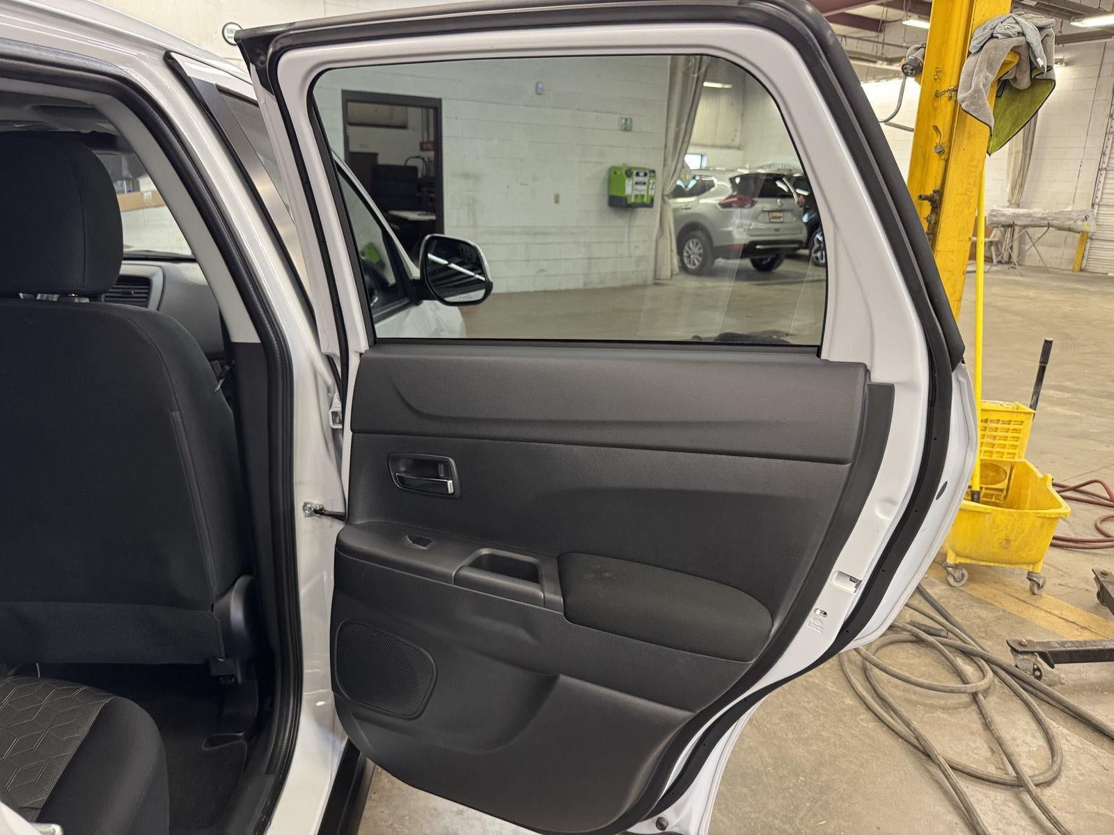 2024 Mitsubishi Outlander Sport S