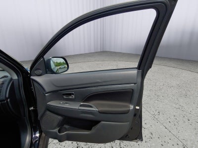 2025 Mitsubishi Outlander Sport S