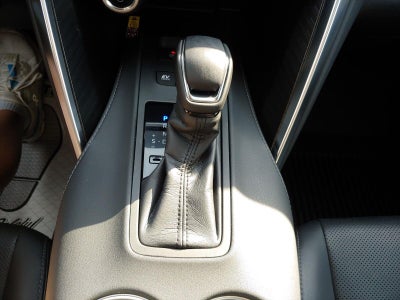 2024 Toyota Venza LE