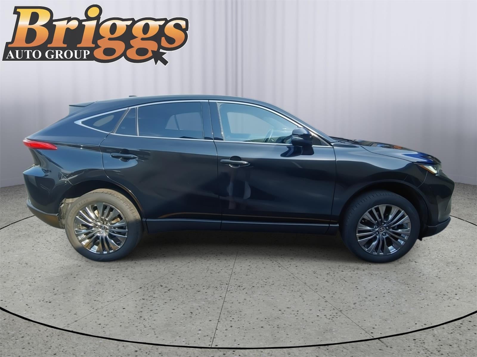2024 Toyota Venza LE