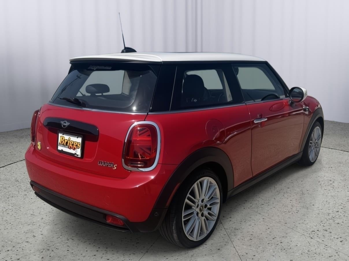 2022 MINI Hardtop 2 Door Cooper