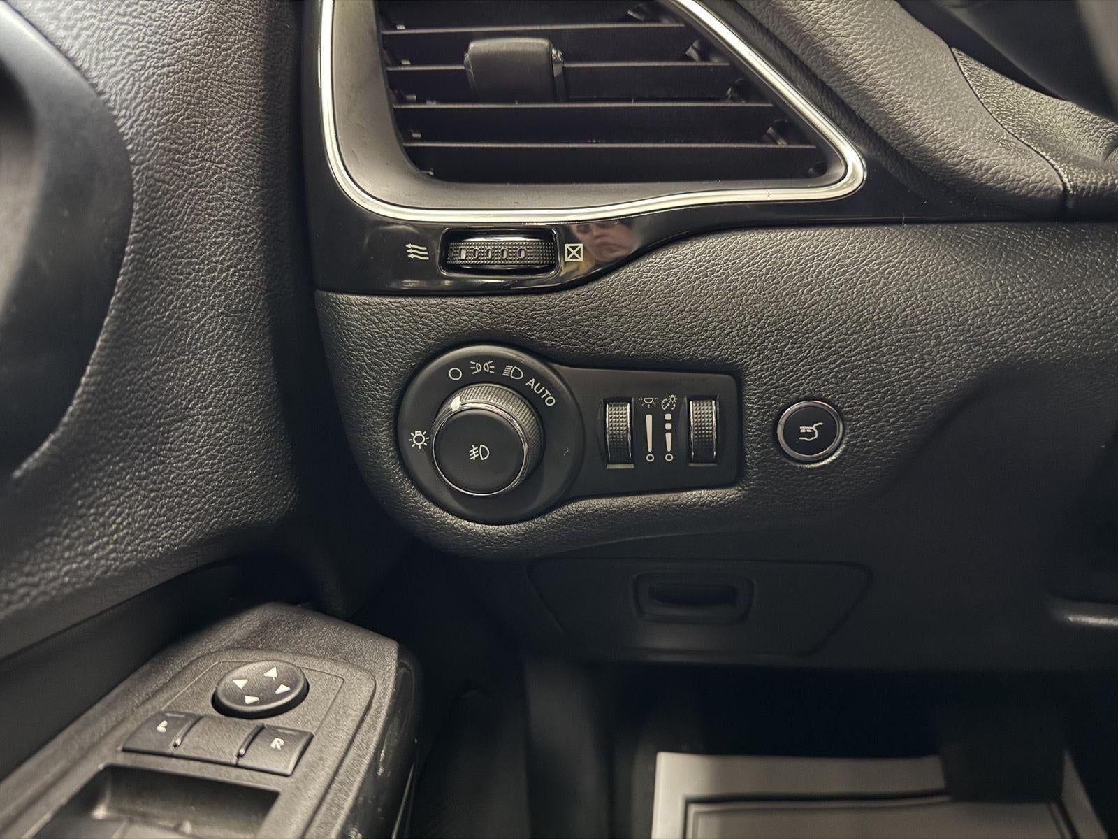 2023 Jeep Cherokee Altitude Lux 4x4