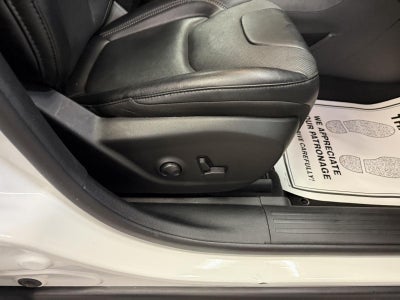 2023 Jeep Cherokee Altitude Lux 4x4