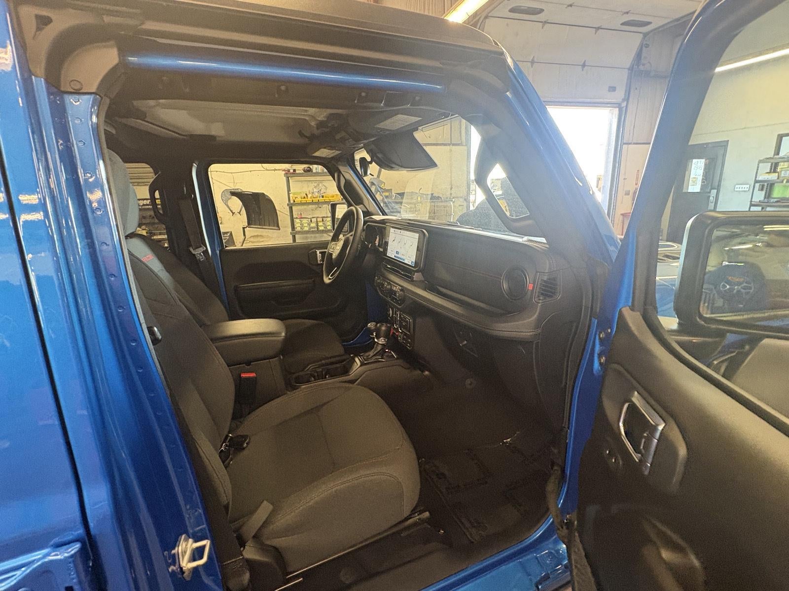 2025 Jeep Wrangler 4-Door Rubicon 4x4