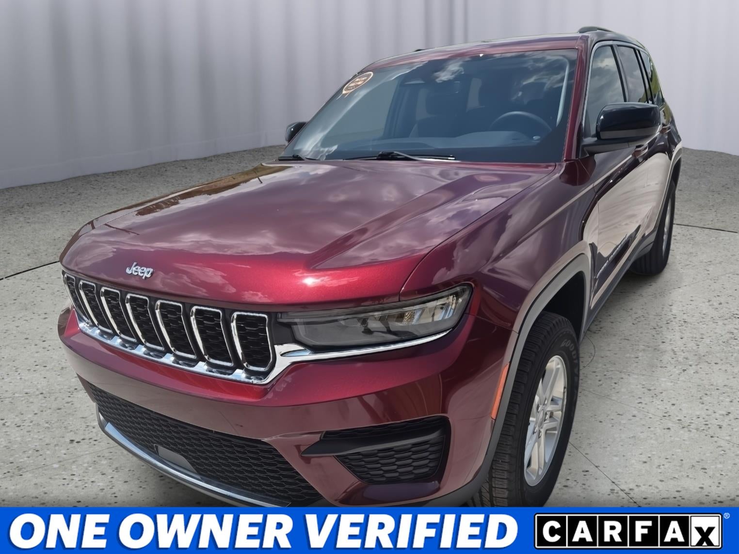 2023 Jeep Grand Cherokee Laredo 4x4