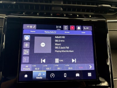 2023 Jeep Grand Cherokee L Altitude 4x4
