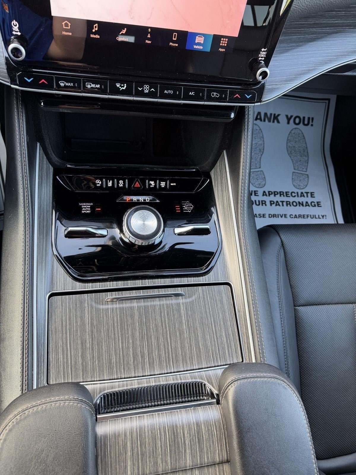 2024 Jeep Wagoneer L Series III 4x4