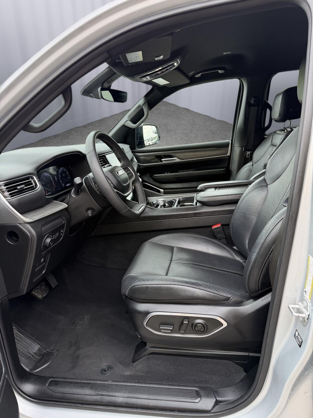 2024 Jeep Wagoneer Series III