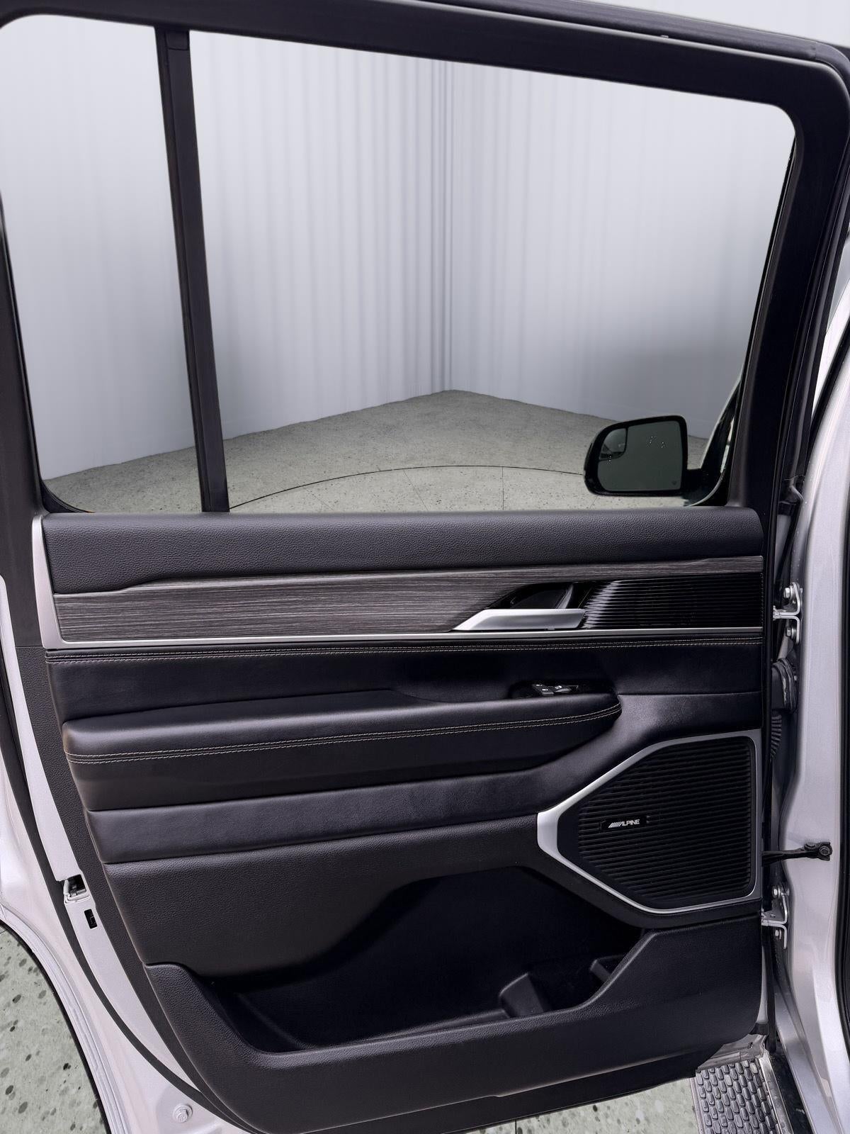 2024 Jeep Wagoneer Series III
