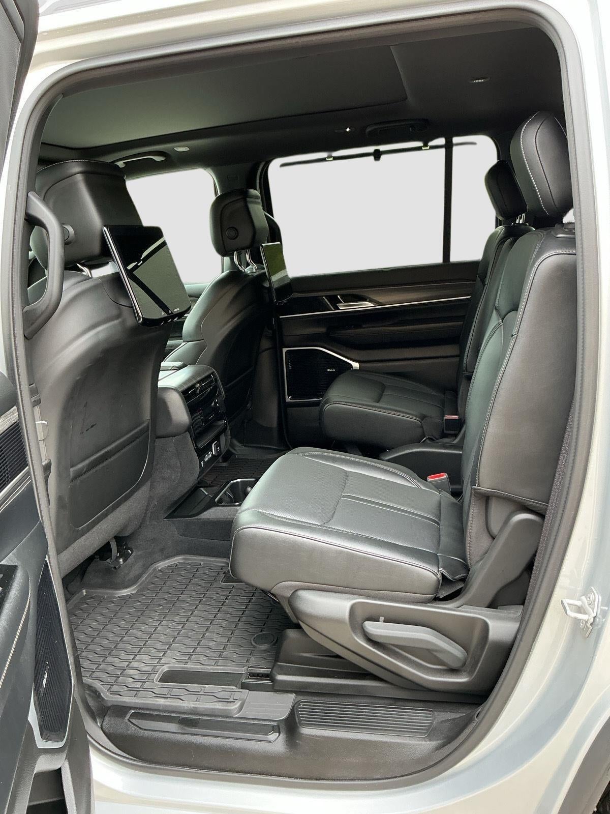 2024 Jeep Wagoneer Series III