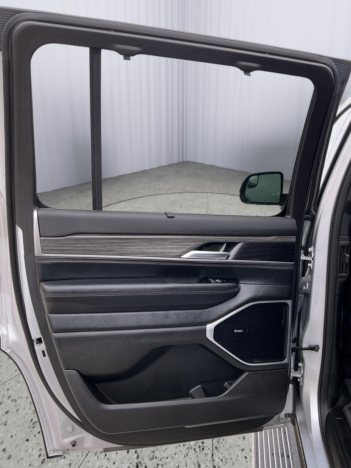 2024 Jeep Wagoneer Series III