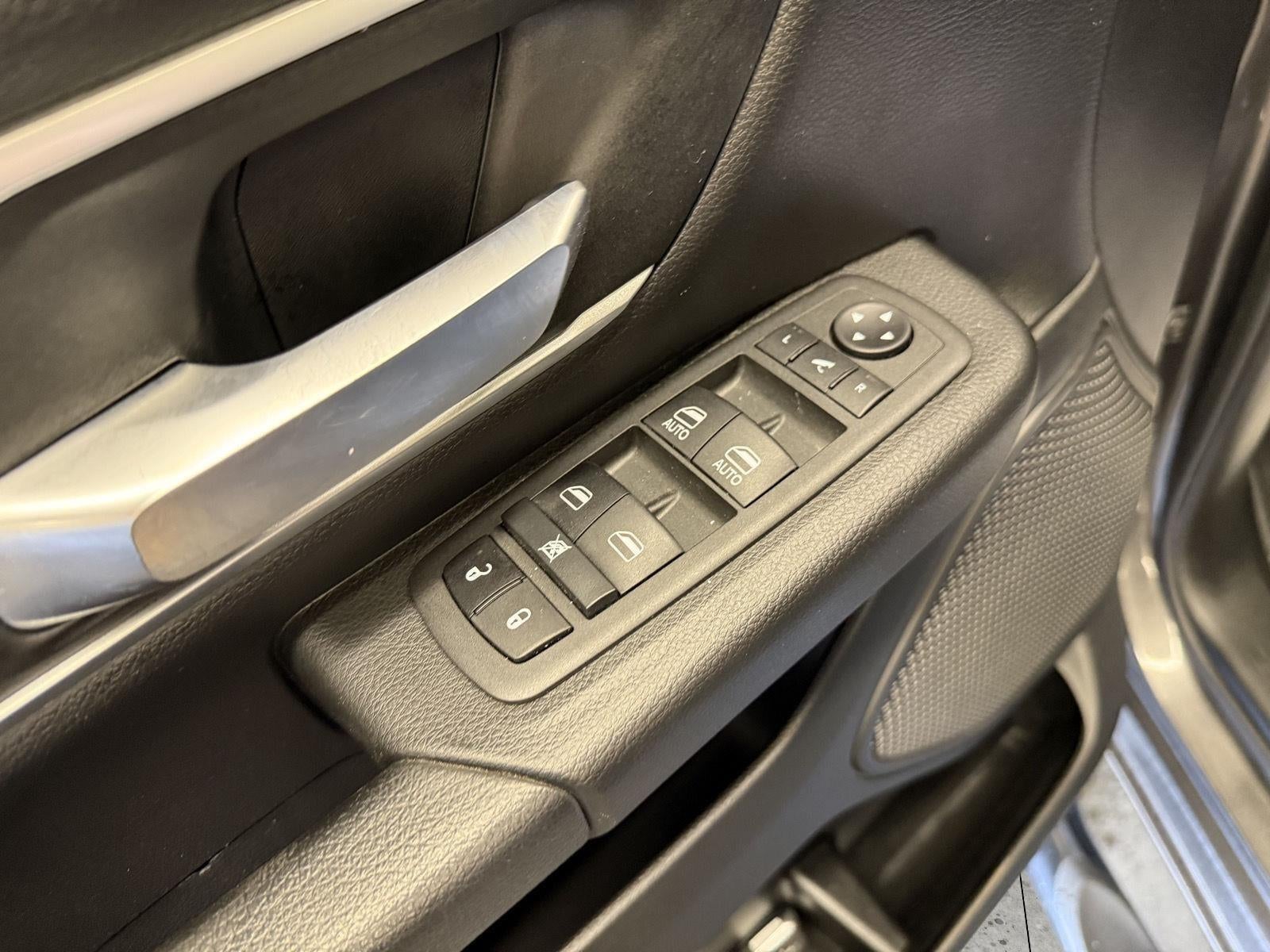 2022 RAM 1500 Big Horn Quad Cab 4x4 6'4' Box