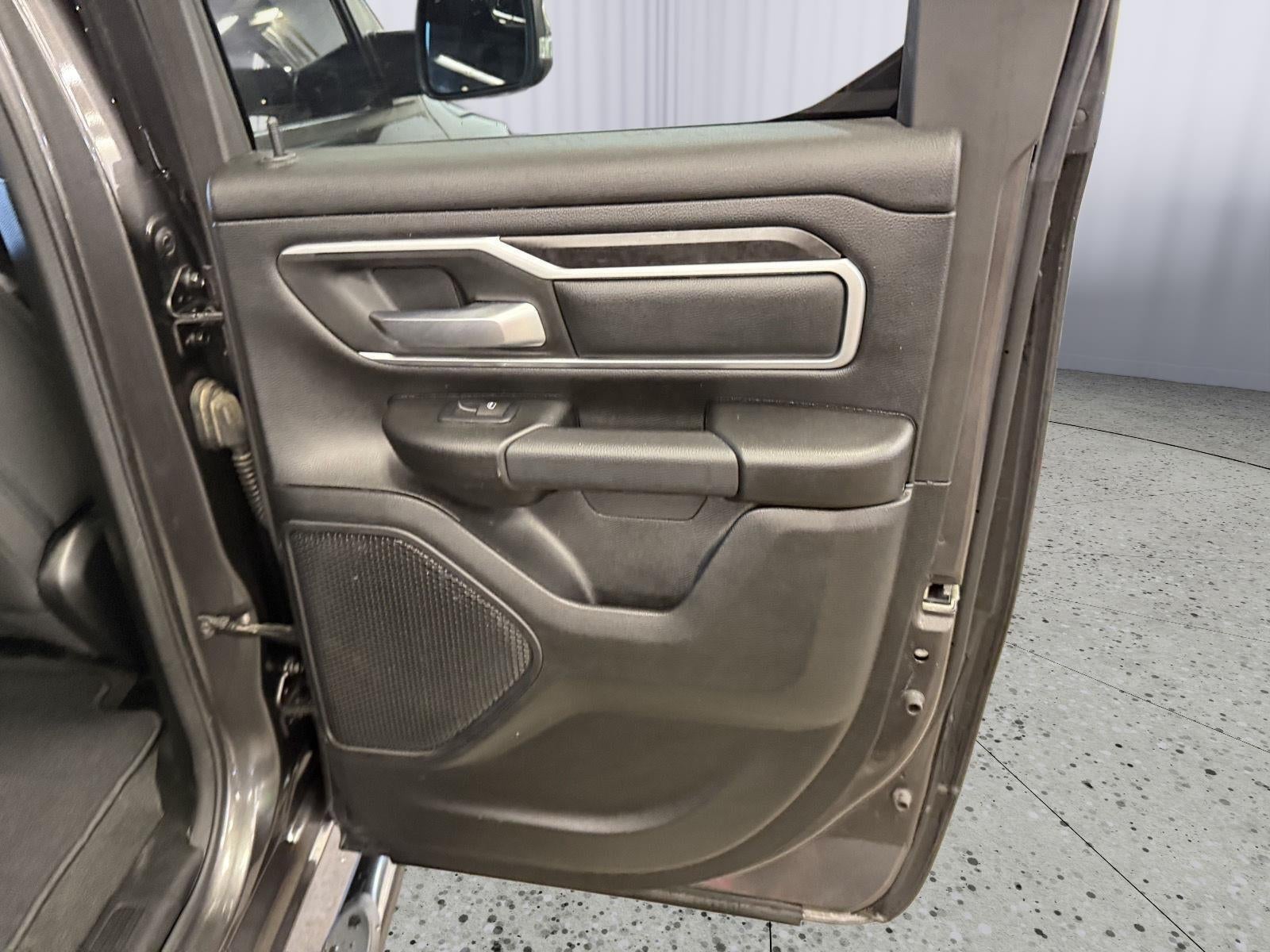 2022 RAM 1500 Big Horn Quad Cab 4x4 6'4' Box