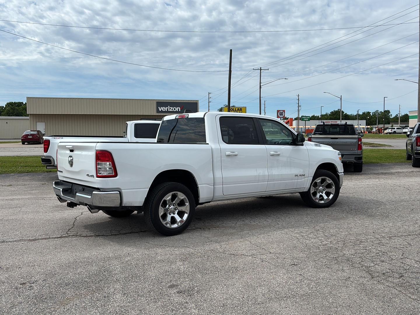 2022 RAM 1500 Big Horn Crew Cab 4x4 5'7' Box
