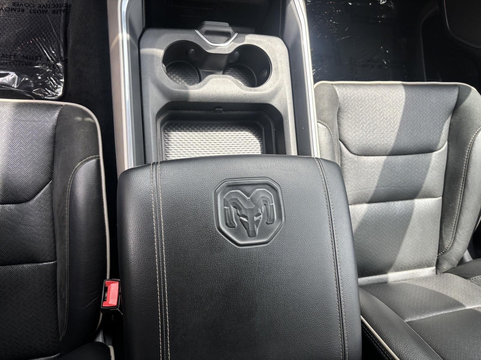 2021 RAM 1500 Laramie Crew Cab 4x4 5'7' Box