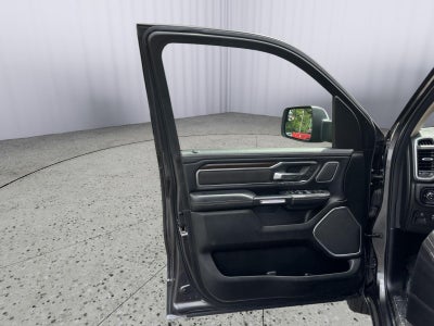 2021 RAM 1500 Laramie Crew Cab 4x4 5'7' Box