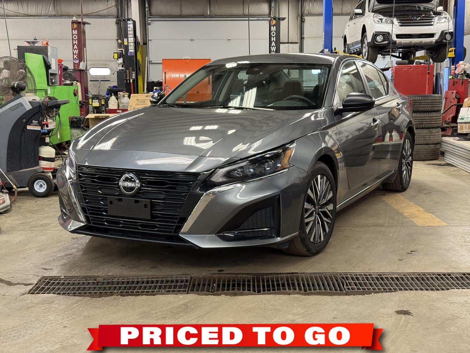 2024 Nissan Altima SV FWD