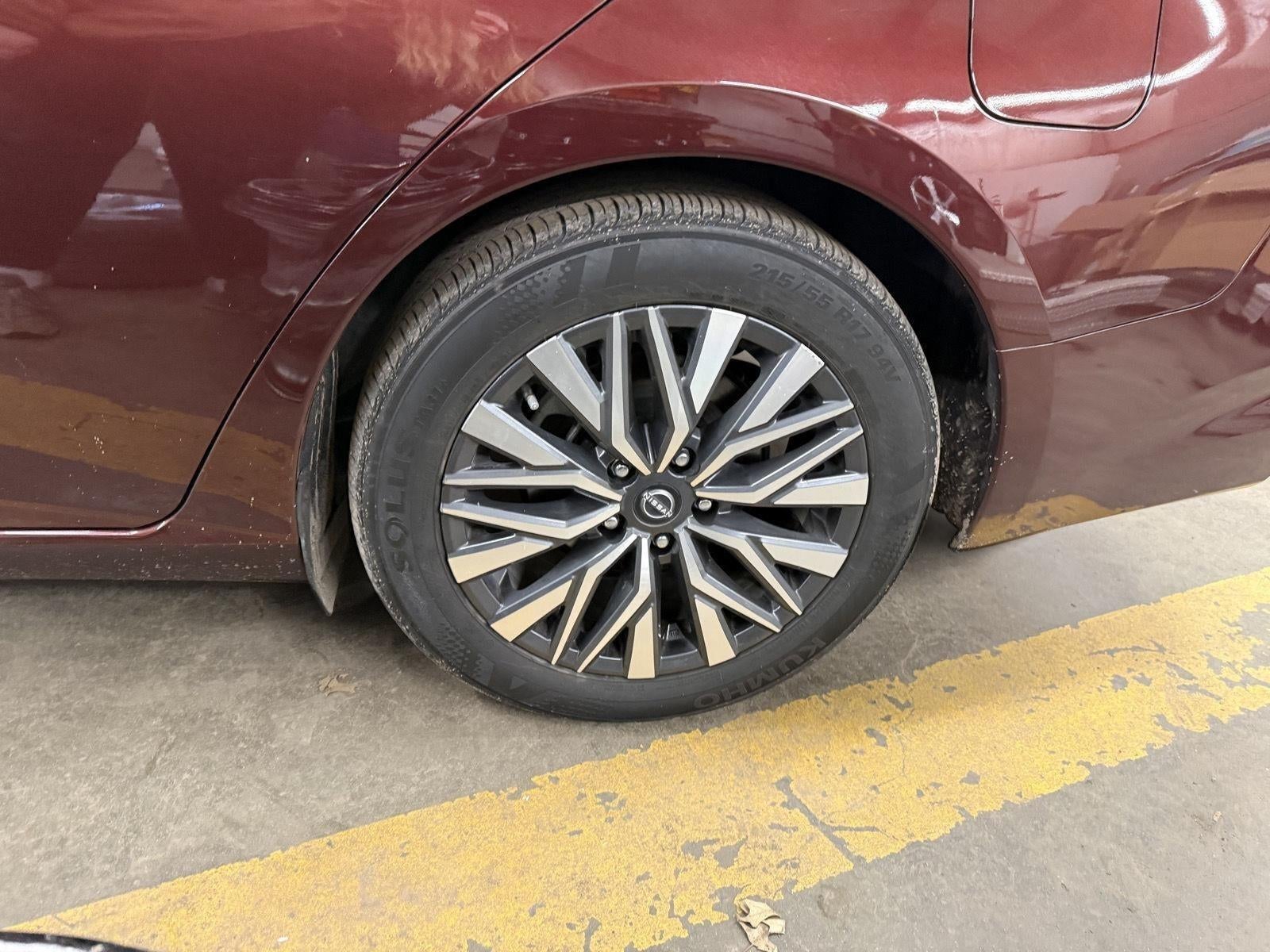 2024 Nissan Altima SV FWD