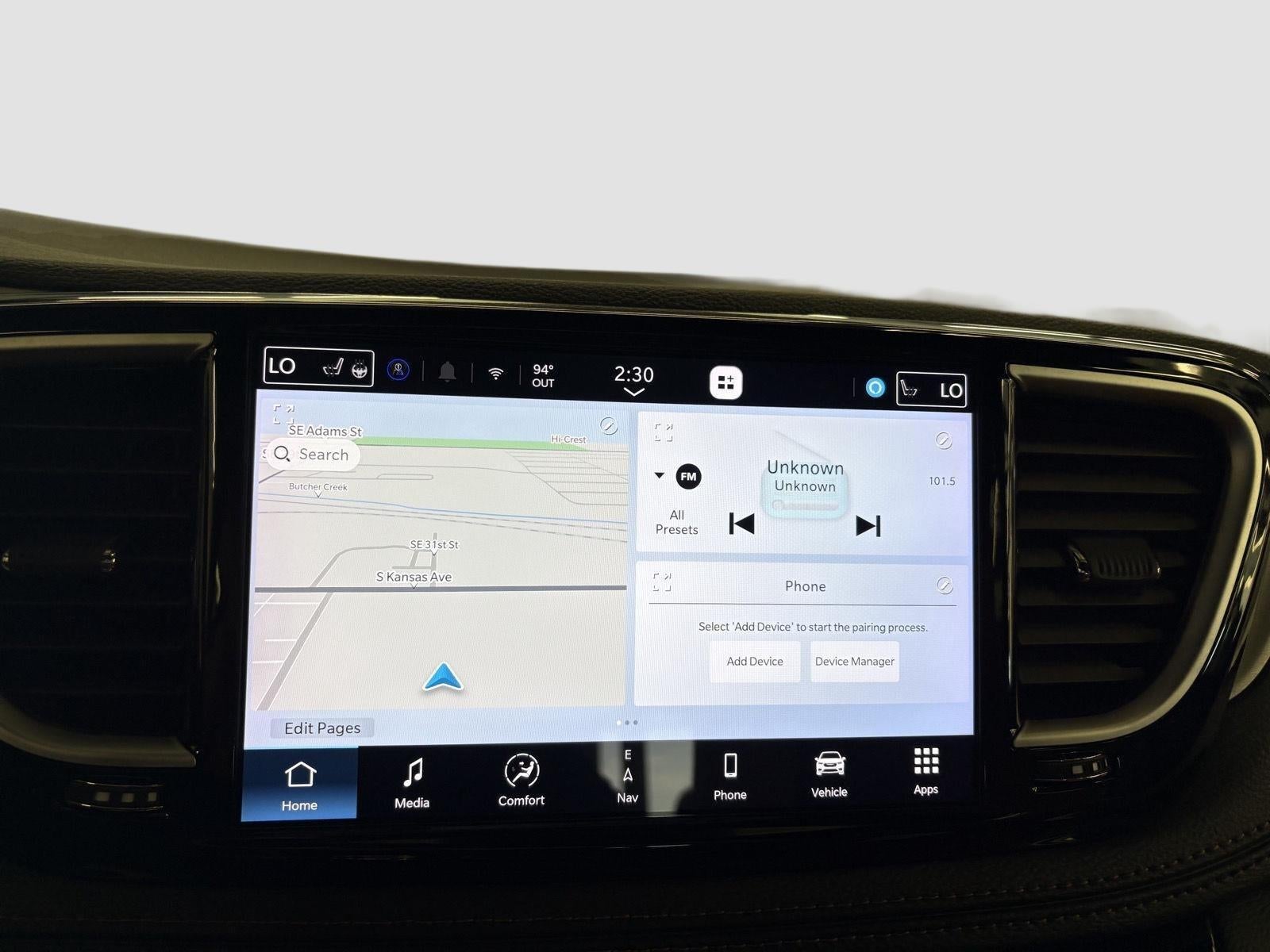 2024 Chrysler Pacifica Hybrid Pinnacle