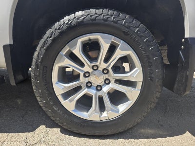 2023 Chevrolet Silverado 1500 4WD Crew Cab Short Bed LTZ
