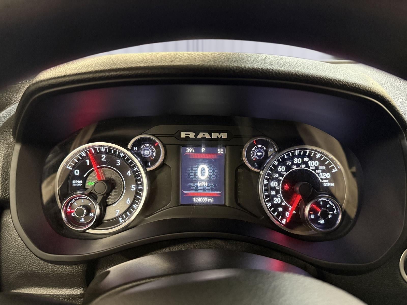 2021 RAM 3500 Tradesman Crew Cab 4x4 8' Box