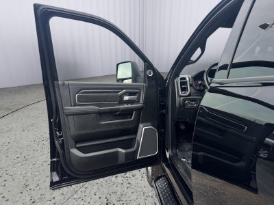 2023 RAM Ram 3500 Laramie Mega Cab 4x4 6'4' Box