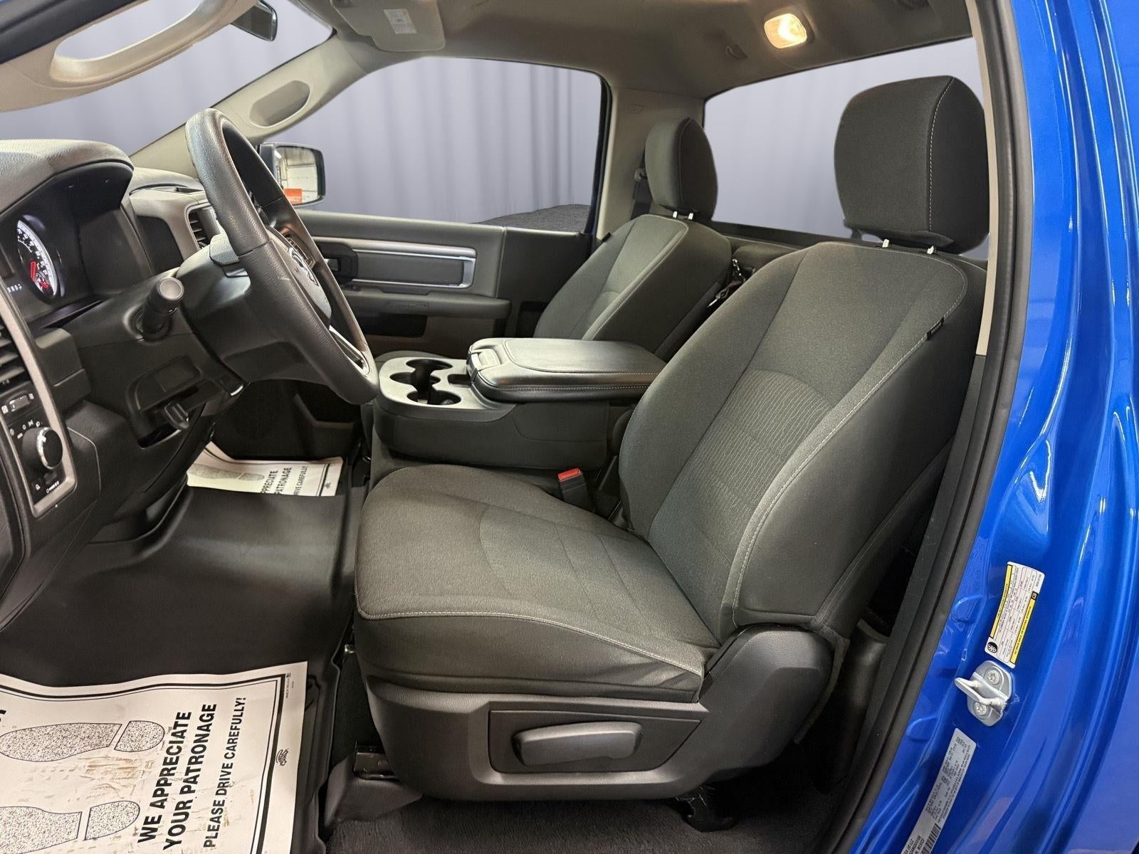 2021 RAM 1500 Classic Tradesman Regular Cab 4x2 6'4' Box