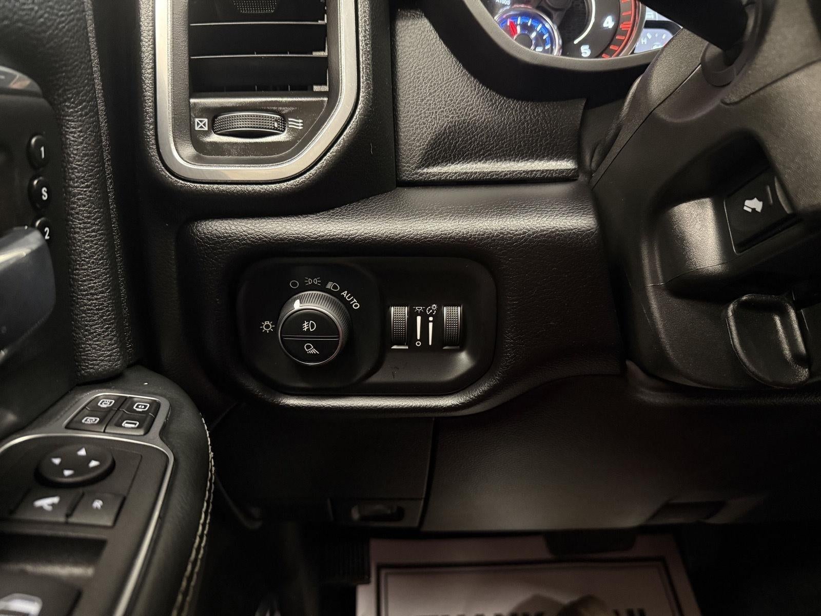 2024 RAM 2500 Laramie Crew Cab 4x4 6'4' Box