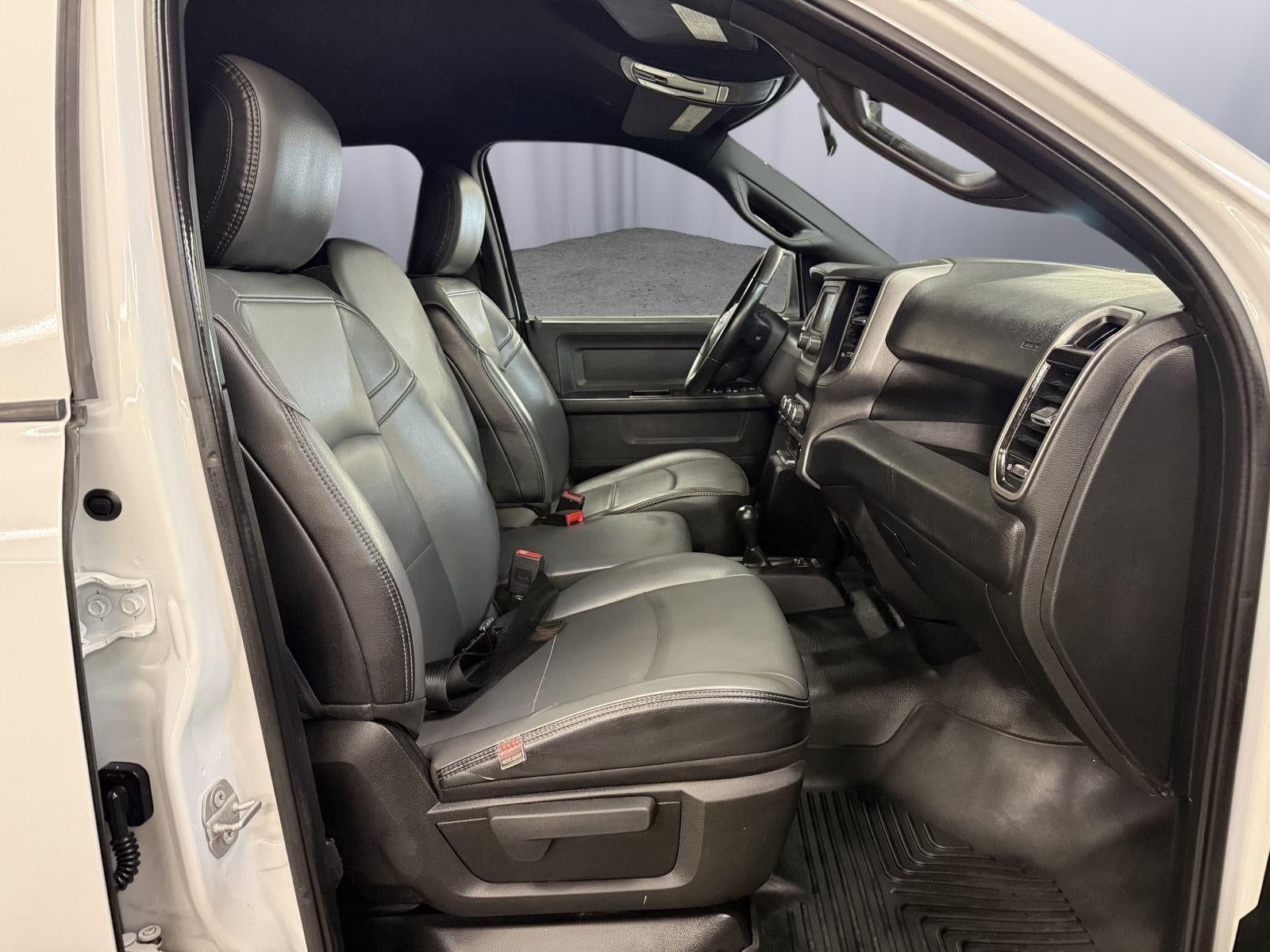 2021 RAM 2500 Tradesman Crew Cab 4x4 8' Box