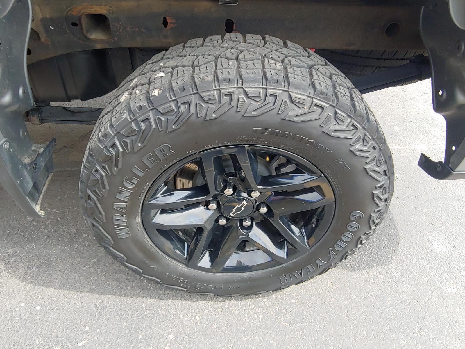 2023 Chevrolet Silverado 1500 4WD Crew Cab Short Bed Custom Trail Boss