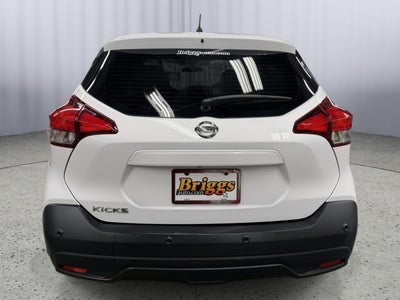 2020 Nissan Kicks S Xtronic CVT