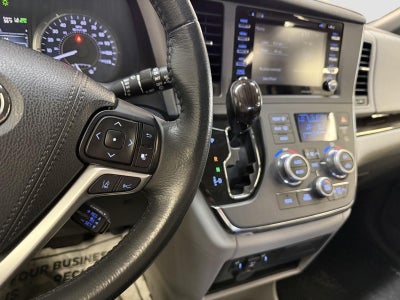 2018 Toyota Sienna XLE 7 Passenger