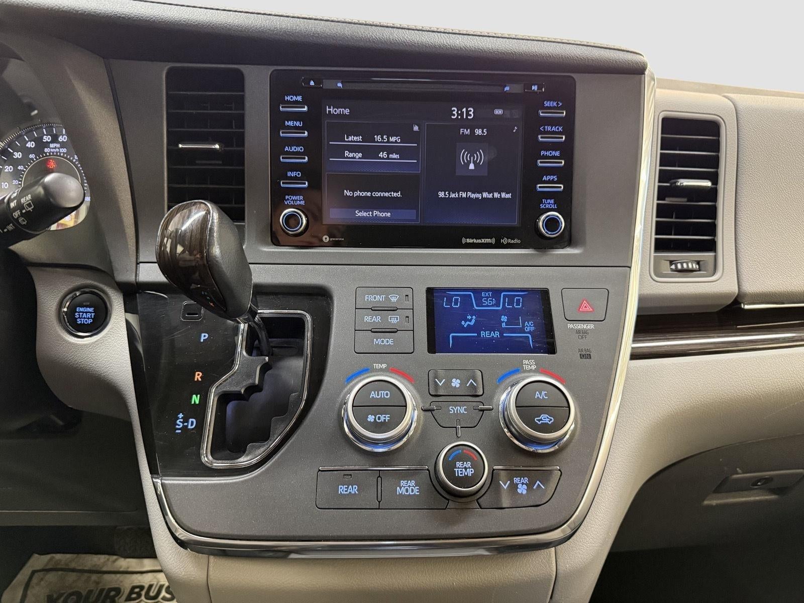 2018 Toyota Sienna XLE 7 Passenger