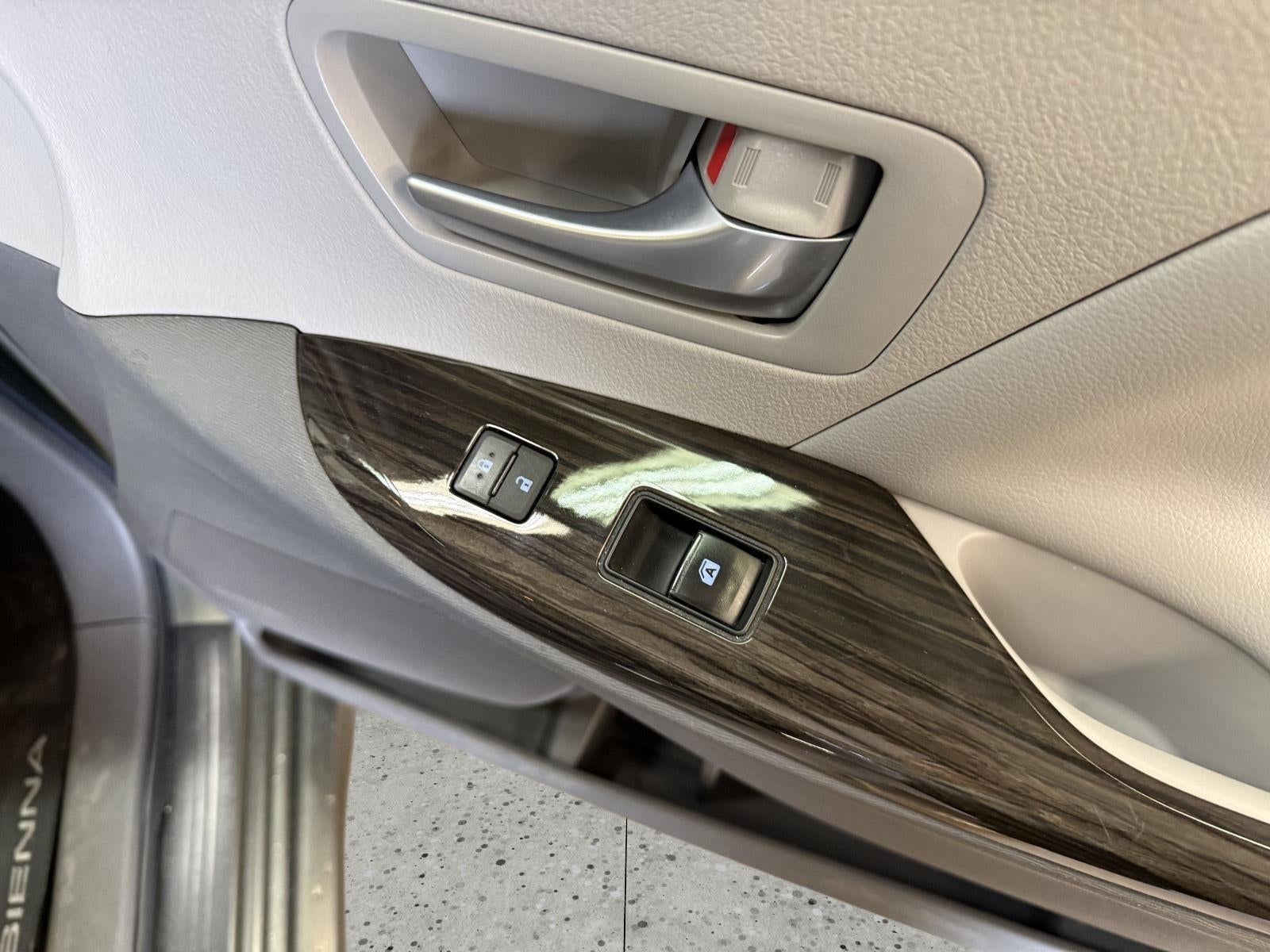 2018 Toyota Sienna XLE 7 Passenger