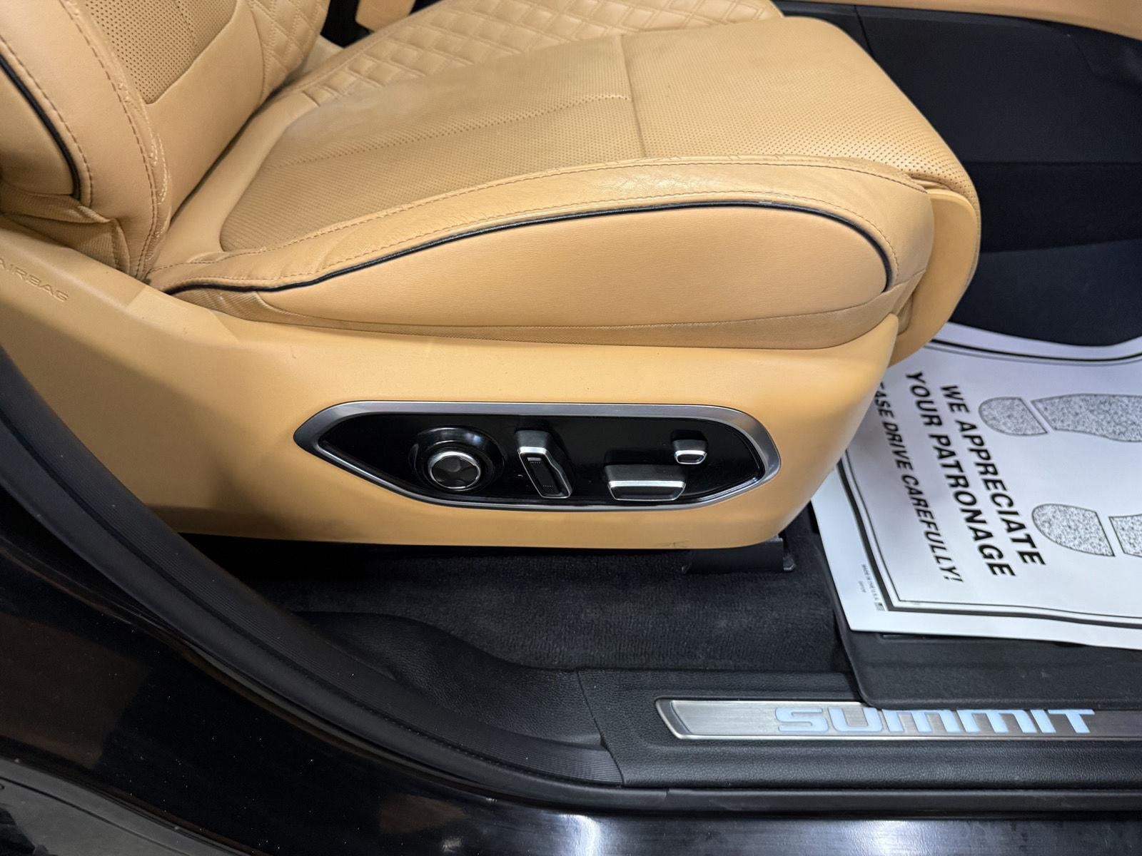 2022 Jeep Grand Cherokee Summit Reserve