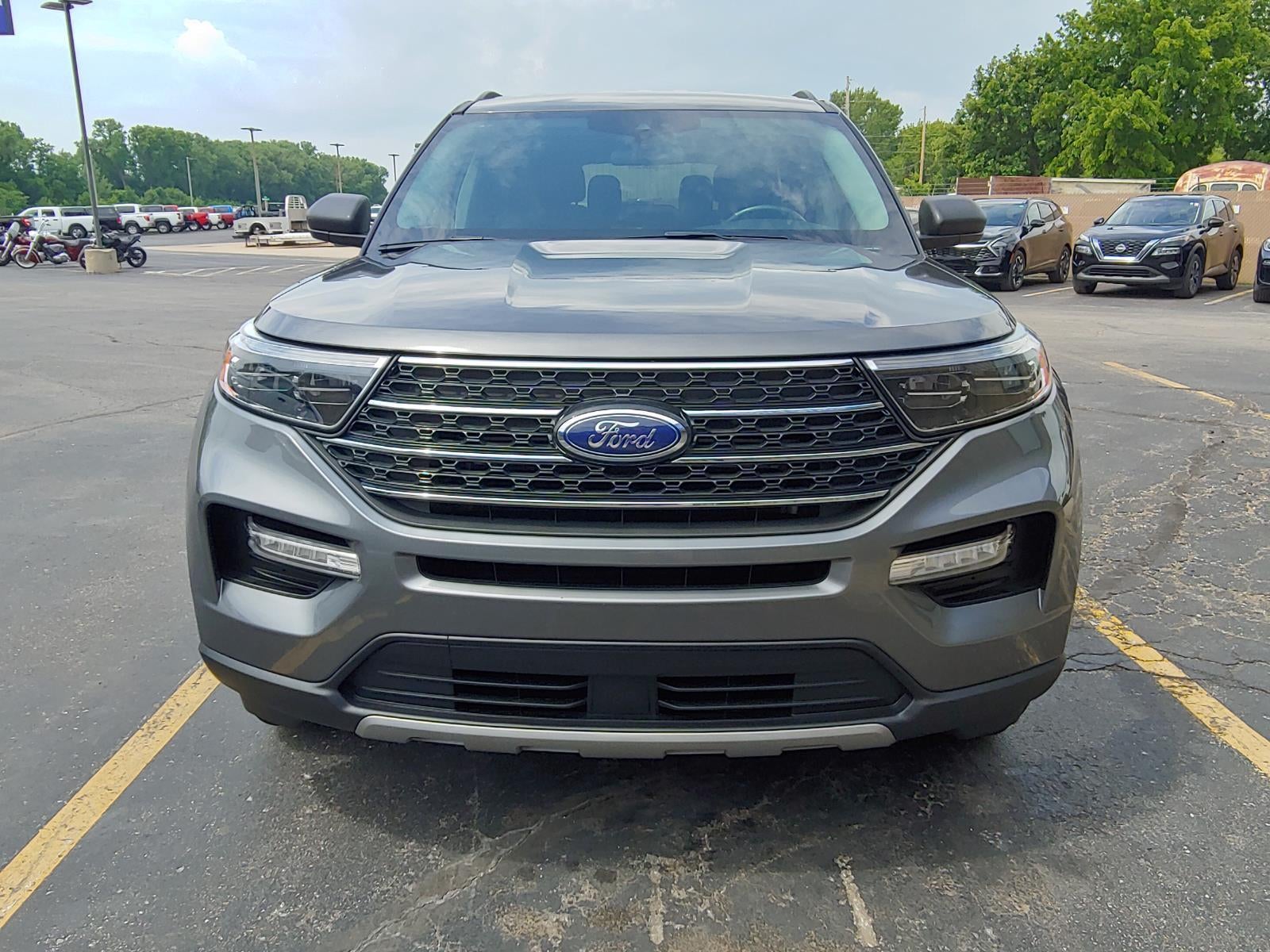 Used 2023 Ford Explorer XLT with VIN 1FMSK8DH1PGA96770 for sale in Kansas City