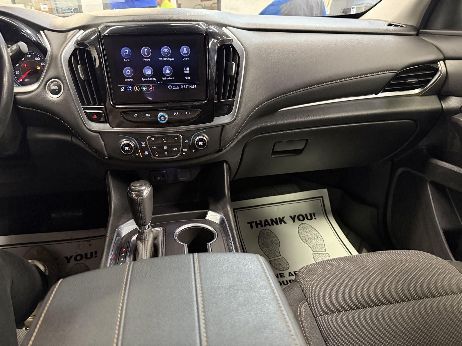 2020 Chevrolet Traverse LT Cloth