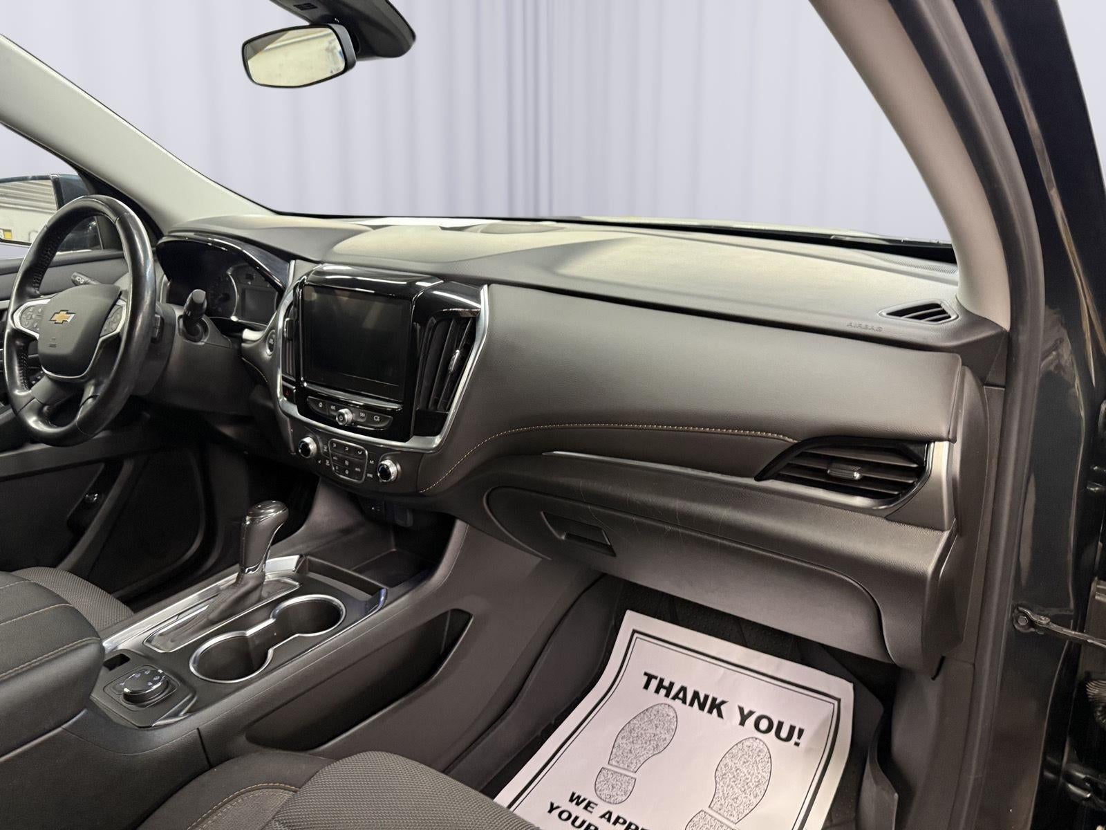 2020 Chevrolet Traverse LT Cloth