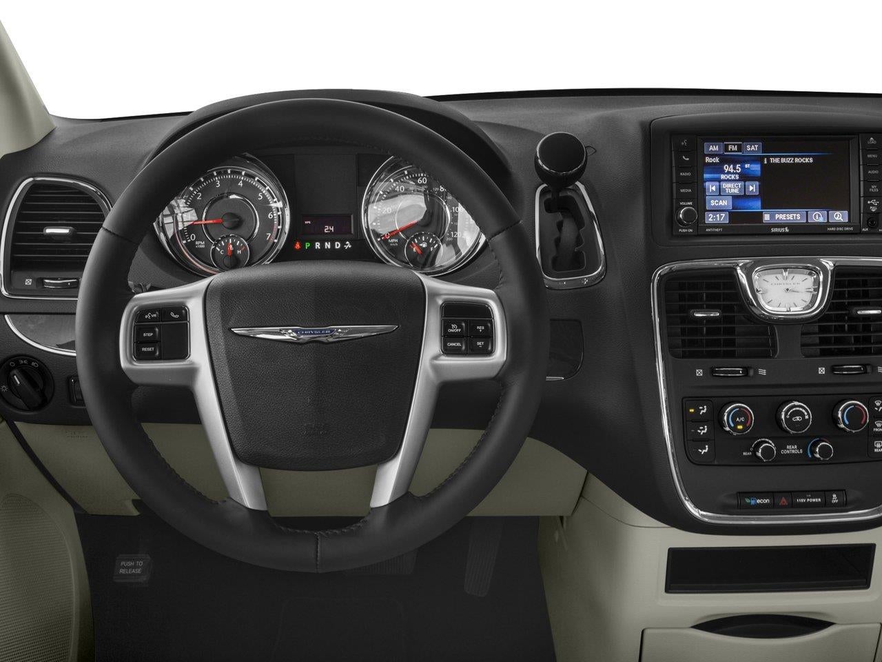 Used 2016 Chrysler Town & Country Touring with VIN 2C4RC1BG0GR206160 for sale in Kansas City